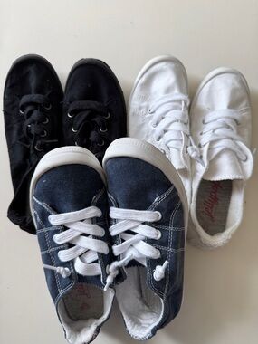 Jellypop Women Shoes. Size 7.5. All are in Excellent Condition. Great Bundle.